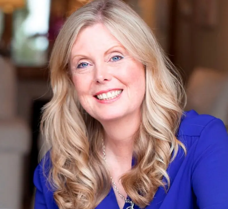 Julie Stokes